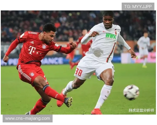 拜仁vs奥格斯堡半场：卡尔错失空门，菲尔豪尔中柱